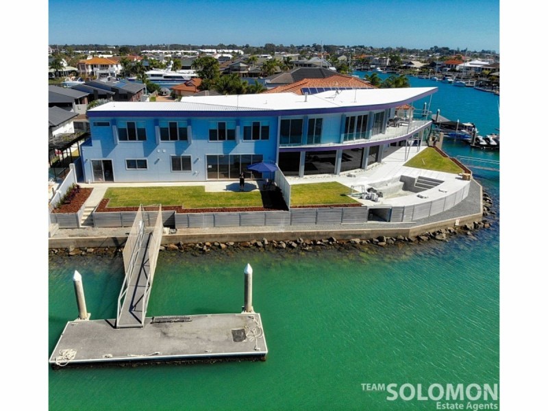 27 Sternlight Court, Raby Bay QLD 4163