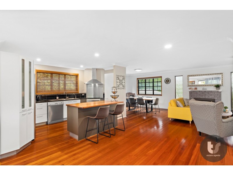 9 Waterford Crescent, Ormiston QLD 4160