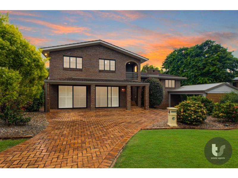 9 Waterford Crescent, Ormiston QLD 4160