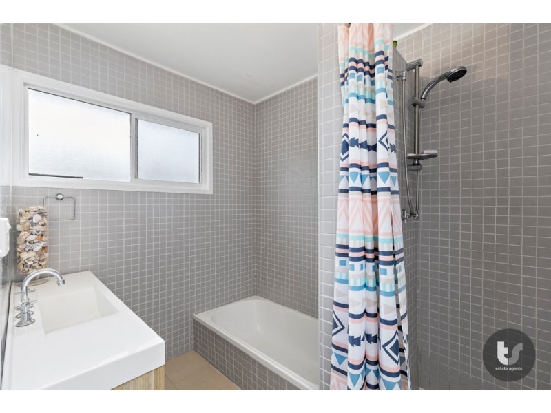 85 Starkey Street, Wellington Point QLD 4160