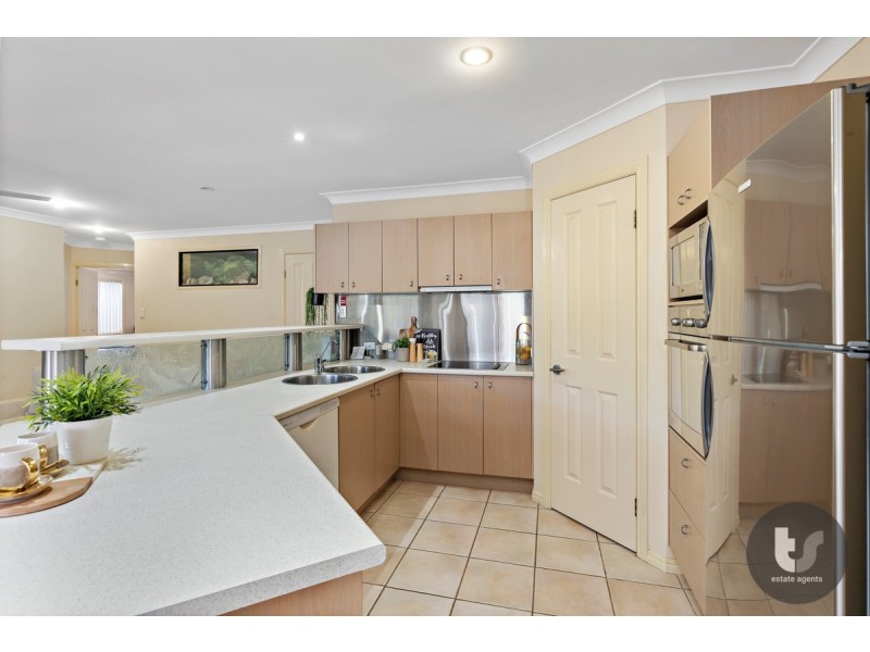 13 Francis Street, Ormiston QLD 4160