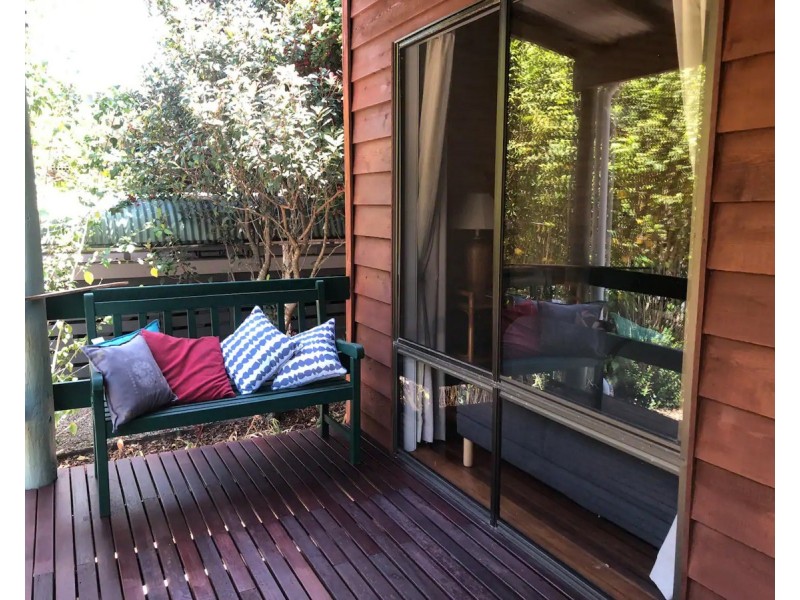 64 Elizabeth Street, Coochiemudlo Island QLD 4184
