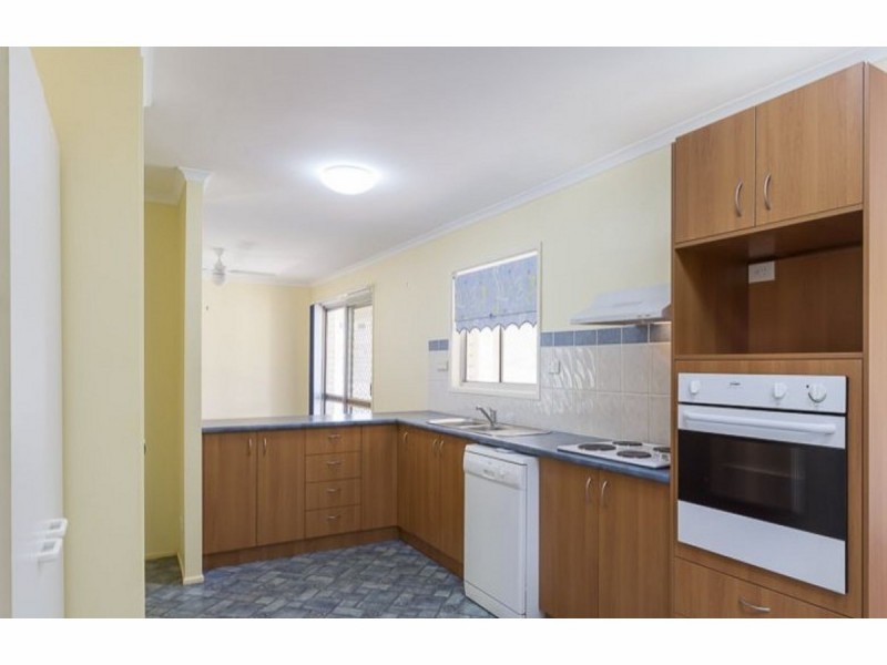 11 Eagle Street, Victoria Point QLD 4165