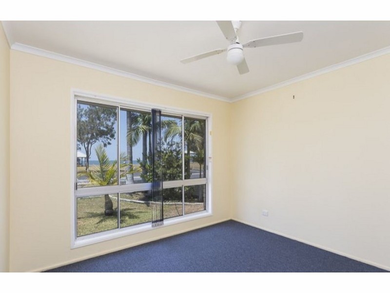 11 Eagle Street, Victoria Point QLD 4165