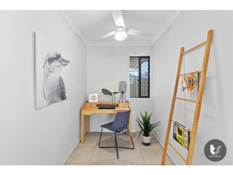 2/255 Colburn Avenue, Victoria Point QLD 4165