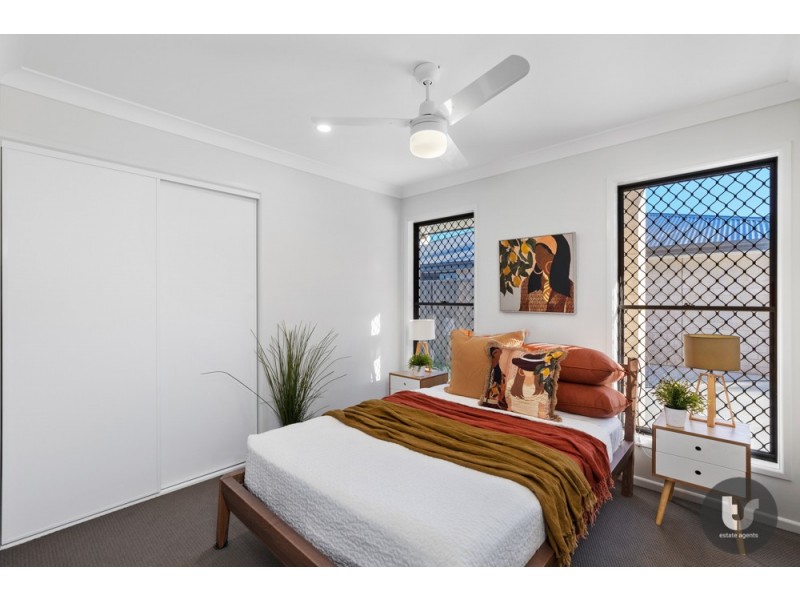 2/255 Colburn Avenue, Victoria Point QLD 4165