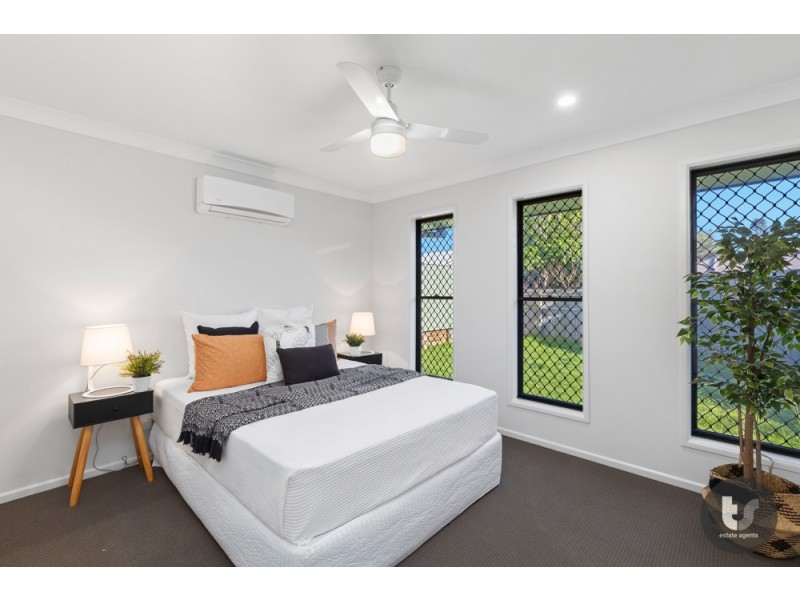 2/255 Colburn Avenue, Victoria Point QLD 4165