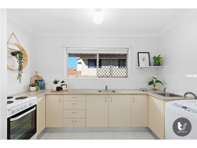 2/221 Middle Street, Cleveland QLD 4163