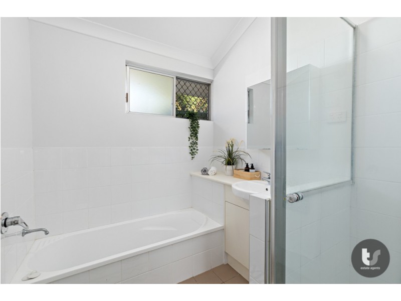 2/221 Middle Street, Cleveland QLD 4163