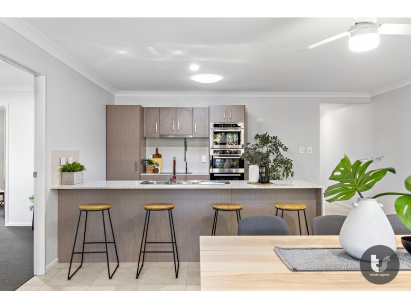 1/297 Colburn Avenue, Victoria Point QLD 4165