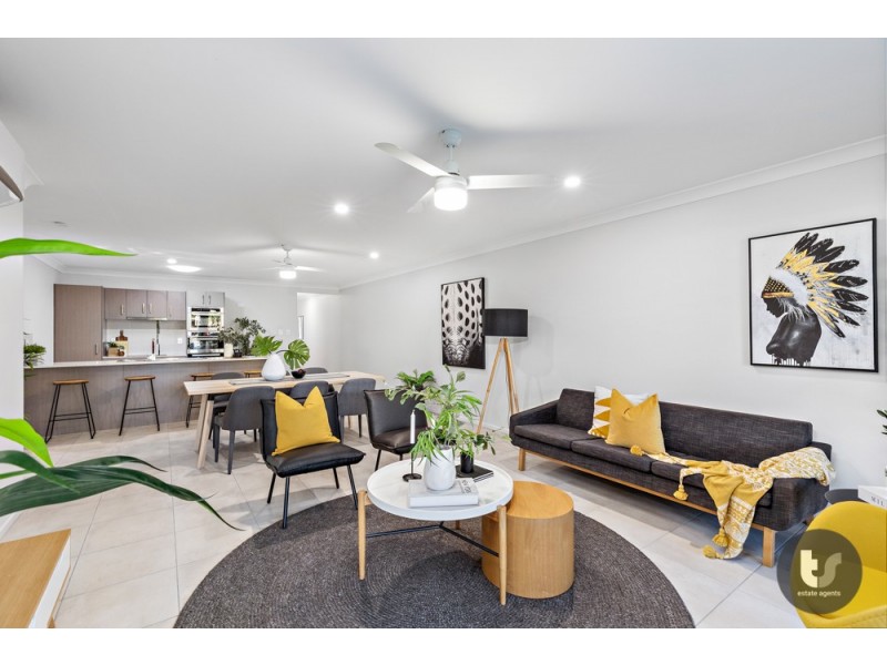 1/297 Colburn Avenue, Victoria Point QLD 4165