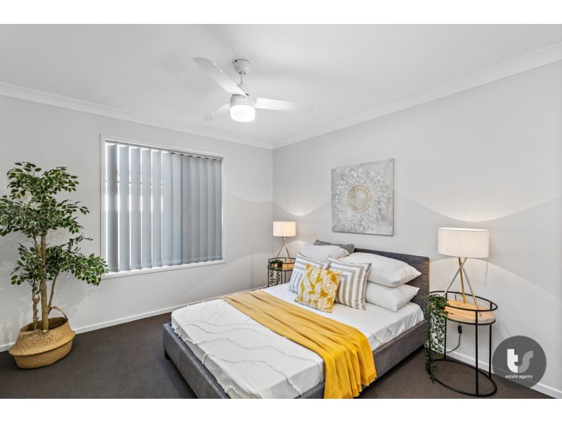 1/297 Colburn Avenue, Victoria Point QLD 4165