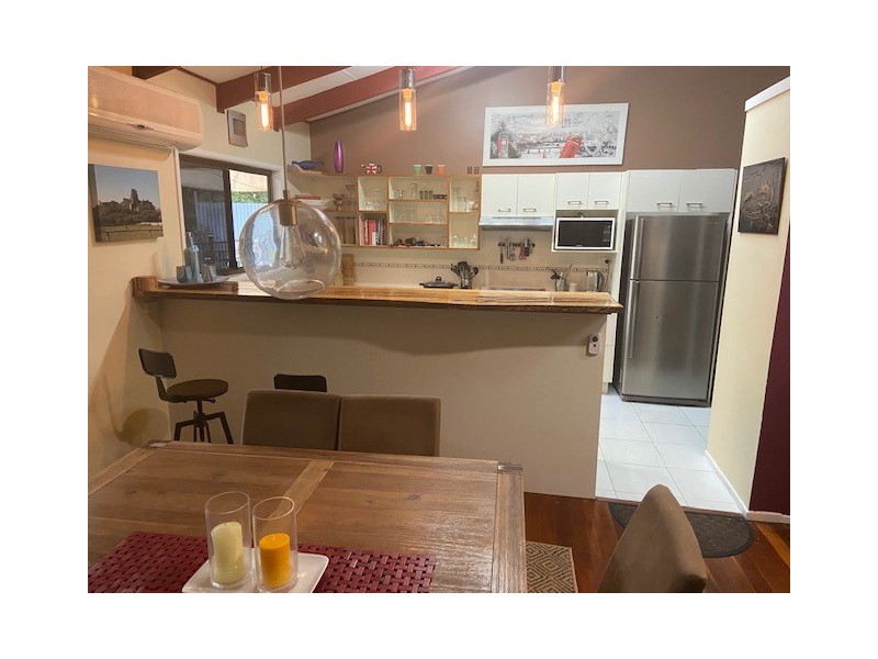 3-5 Eprapah Street, Coochiemudlo Island QLD 4184