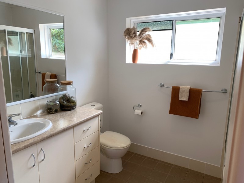 13 Kingfisher Street, Coochiemudlo Island QLD 4184