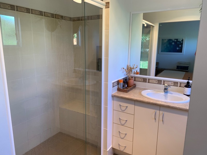 13 Kingfisher Street, Coochiemudlo Island QLD 4184