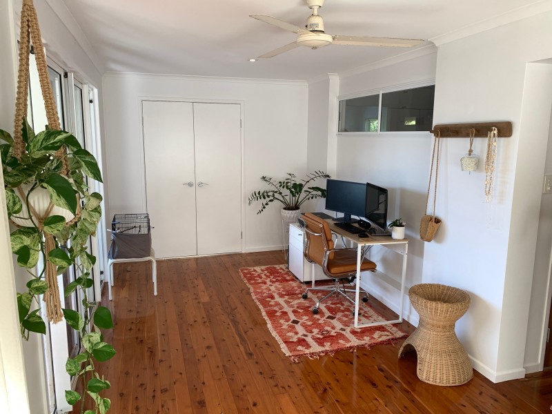 13 Kingfisher Street, Coochiemudlo Island QLD 4184