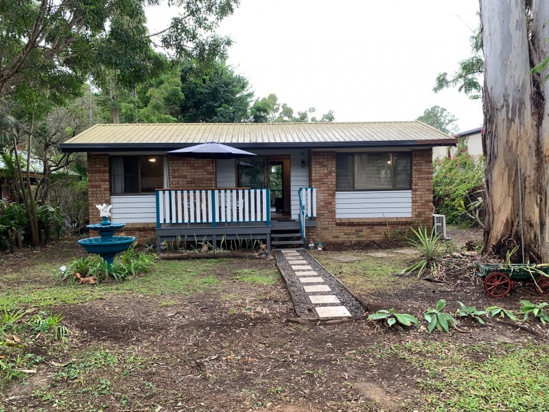 38 Carefree Street, Coochiemudlo Island QLD 4184