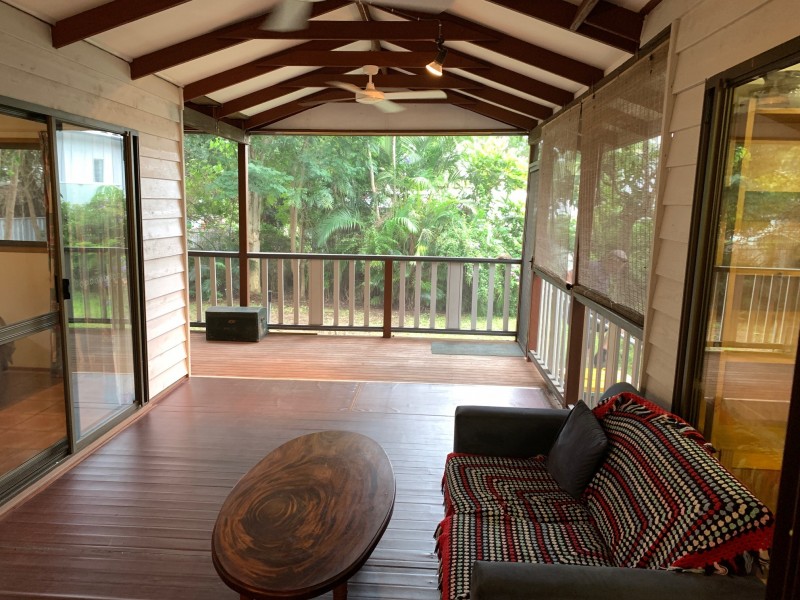 38 Carefree Street, Coochiemudlo Island QLD 4184