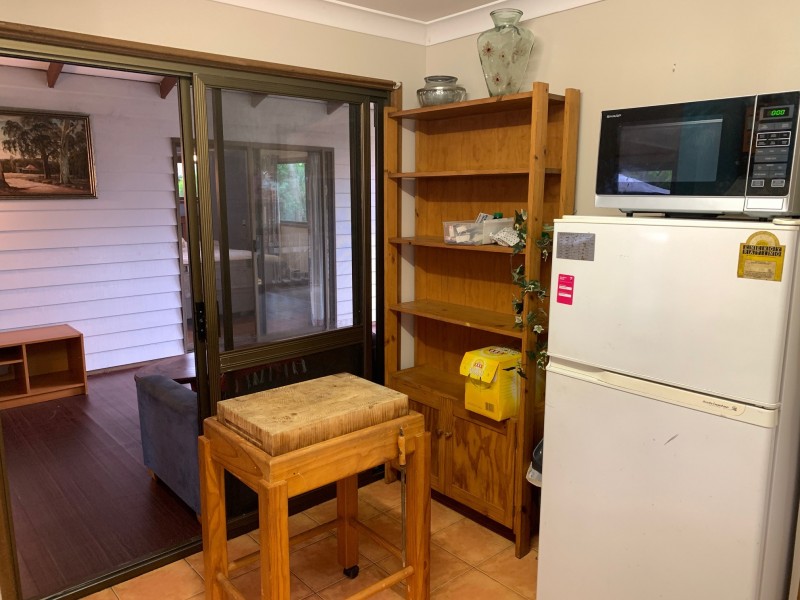 38 Carefree Street, Coochiemudlo Island QLD 4184