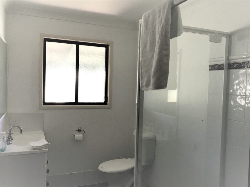 10 Mareela Street, Coochiemudlo Island QLD 4184