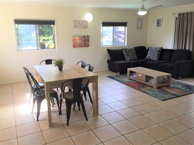 6 Dawn Street, Coochiemudlo Island QLD 4184