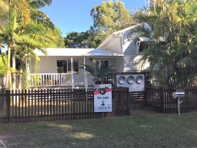 4 Marana Street, Coochiemudlo Island QLD 4184