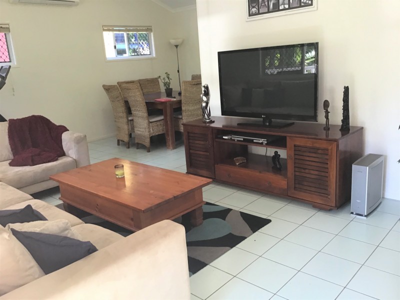 4 Marana Street, Coochiemudlo Island QLD 4184