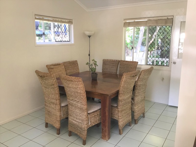 4 Marana Street, Coochiemudlo Island QLD 4184