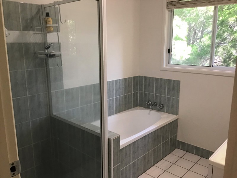 4 Marana Street, Coochiemudlo Island QLD 4184