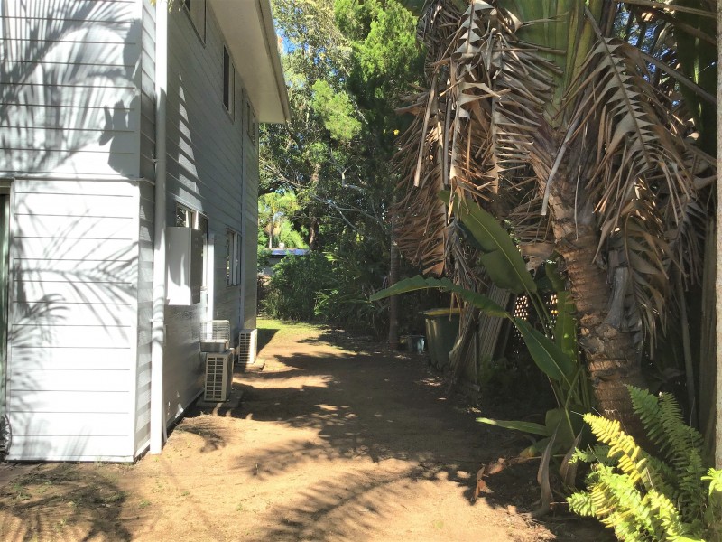 4 Marana Street, Coochiemudlo Island QLD 4184