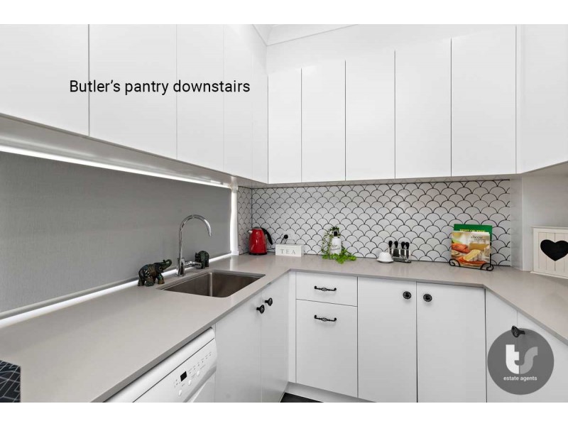 262 Queens Esplanade, Thorneside QLD 4158