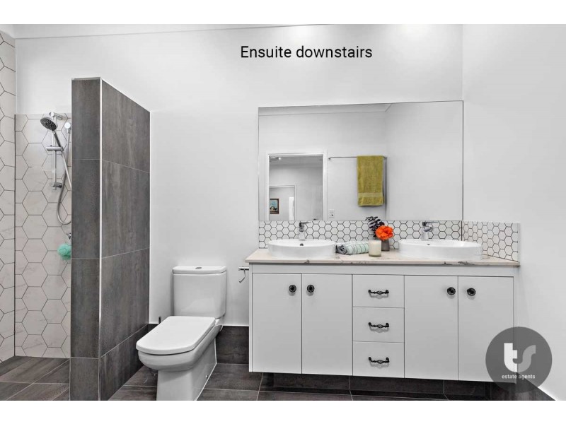 262 Queens Esplanade, Thorneside QLD 4158