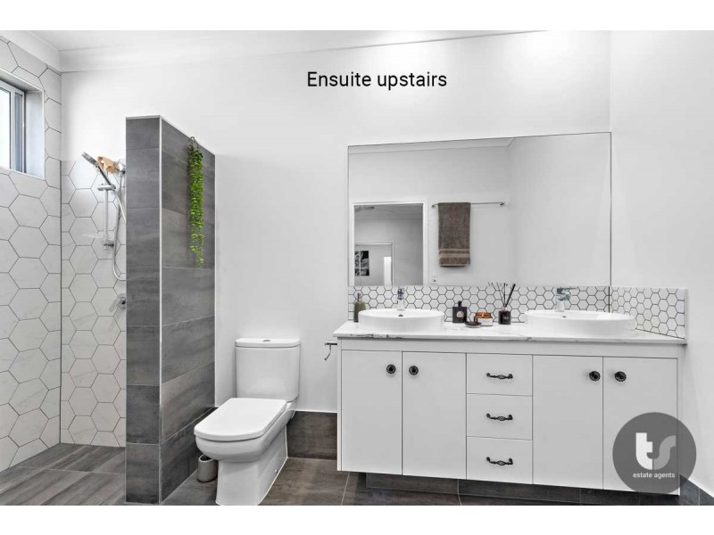 262 Queens Esplanade, Thorneside QLD 4158