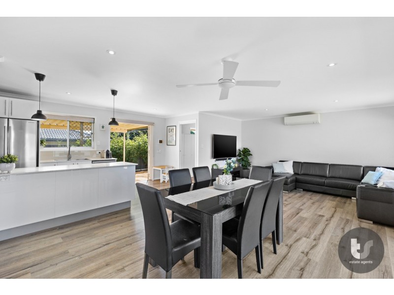 2 Rosella Street, Wellington Point QLD 4160