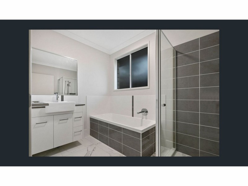 2/8 Katandra Court, Cleveland QLD 4163