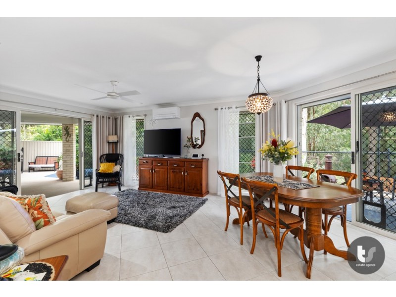 32 Lancaster Circuit, Redland Bay QLD 4165