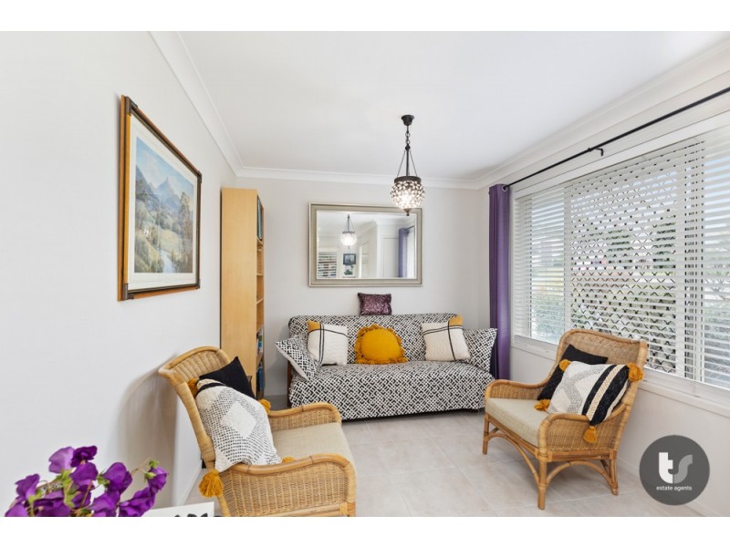 32 Lancaster Circuit, Redland Bay QLD 4165