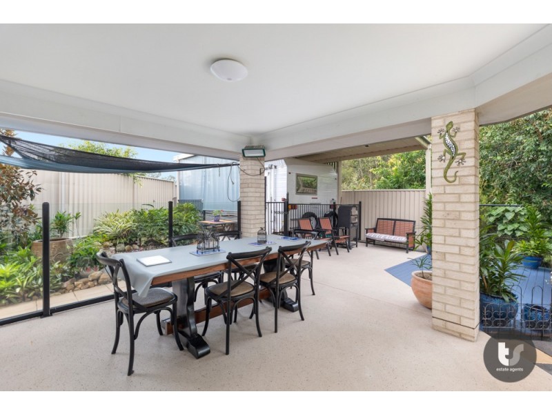 32 Lancaster Circuit, Redland Bay QLD 4165