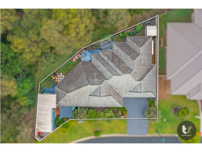 32 Lancaster Circuit, Redland Bay QLD 4165