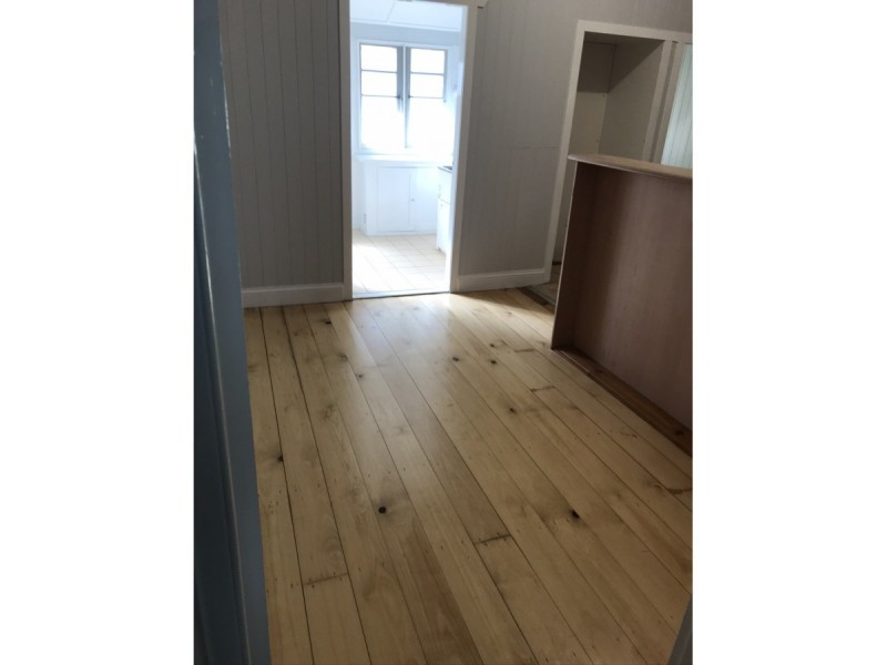 17 Kingfisher Street, Coochiemudlo Island QLD 4184