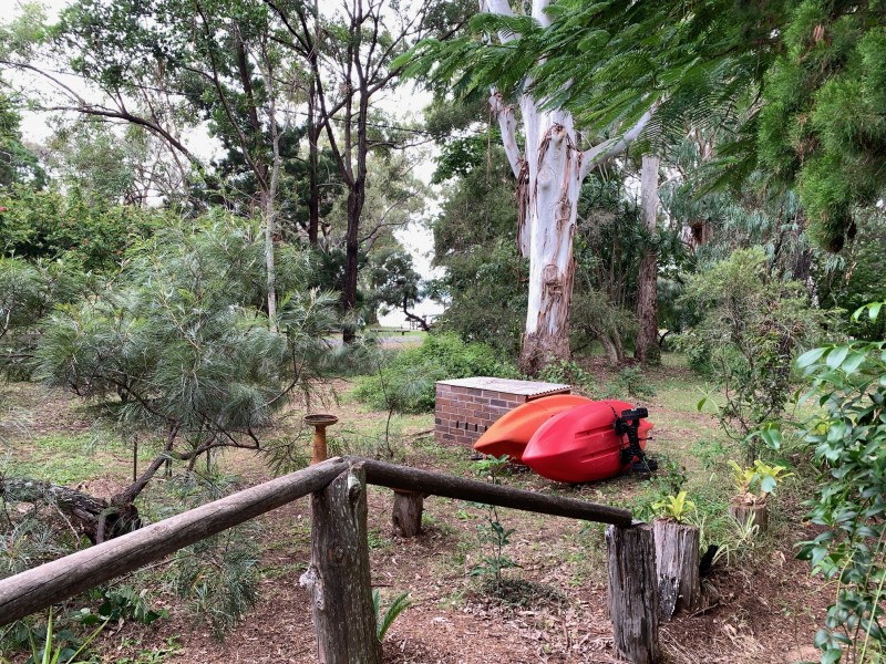 22-24 Mooroondu Street, Coochiemudlo Island QLD 4184