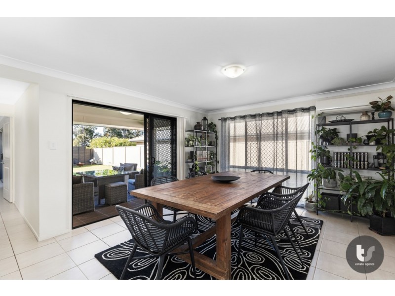 68 Lancaster Circuit, Redland Bay QLD 4165