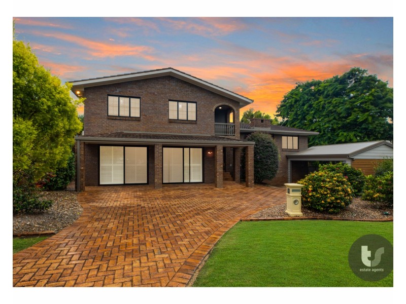 9 Waterford Crescent, Ormiston QLD 4160