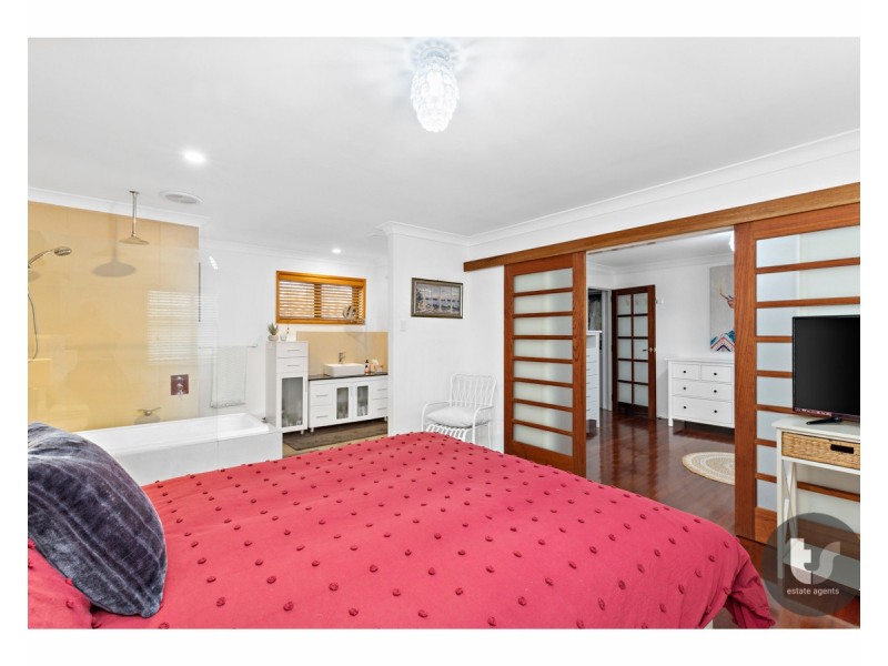 9 Waterford Crescent, Ormiston QLD 4160