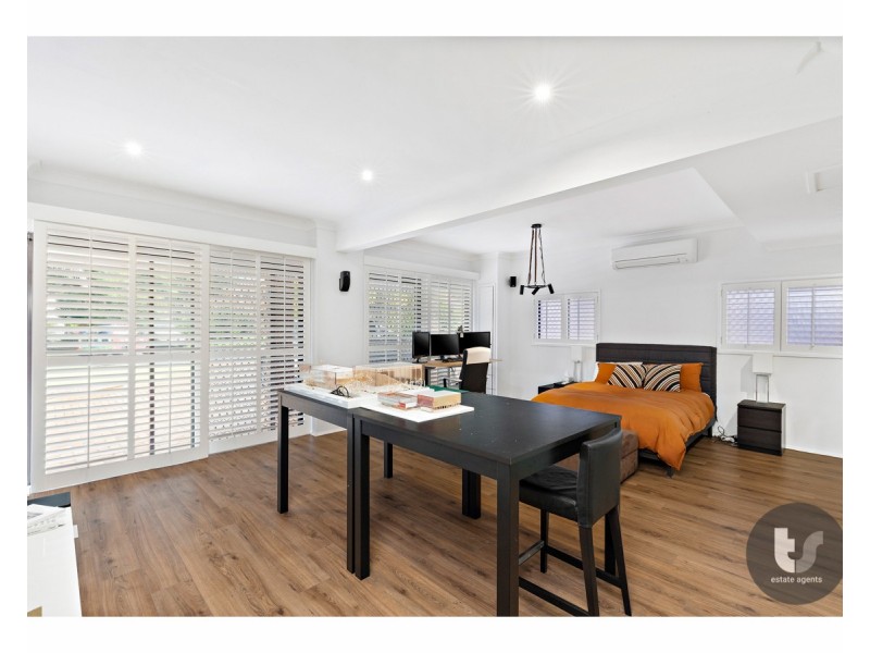 9 Waterford Crescent, Ormiston QLD 4160