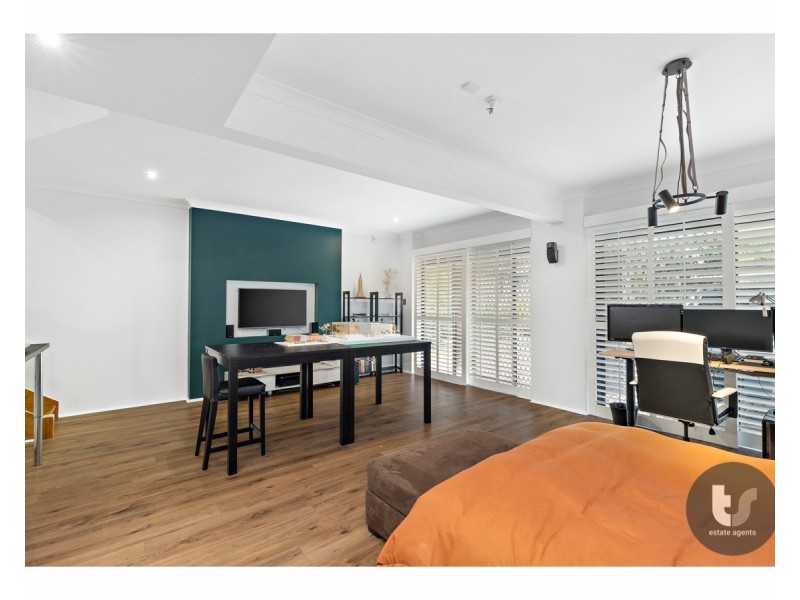 9 Waterford Crescent, Ormiston QLD 4160