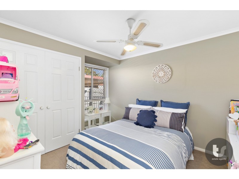 7 Westburn Court, Redland Bay QLD 4165