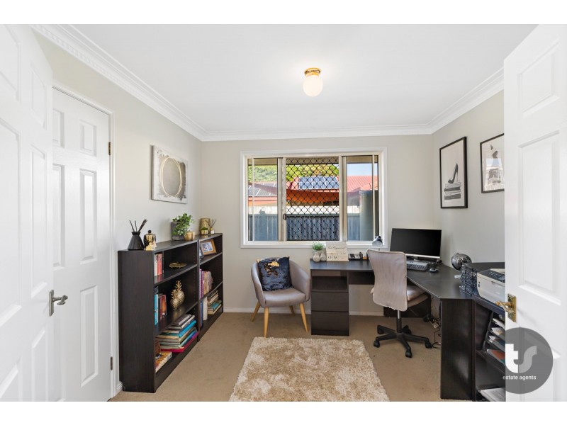 7 Westburn Court, Redland Bay QLD 4165