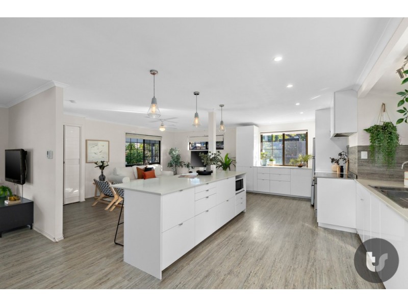 2 Tarcutta Street, Cleveland QLD 4163