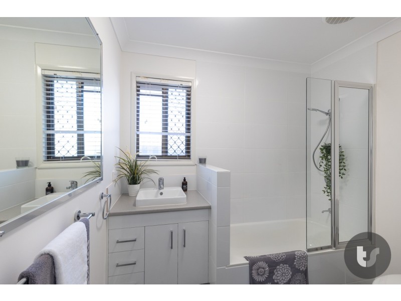 4 Julieanne Court, Cleveland QLD 4163